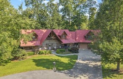 141 Yorktown Ct, BECKLEY, WV 25801