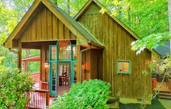 44 Laquinta Lane, Dillard, GA 30537
