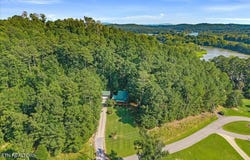 127 County Road 7, Calhoun, TN 37309
