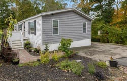 4 Allard Street, Exeter, NH 03833