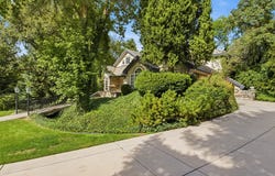 4671 S WANDER Ln E, Holladay, UT 84117