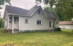 445 E Sedgwick Street, Brookfield, MO 64628
