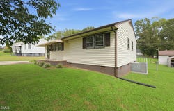 2220 Mckinney Street, Burlington, NC 27217