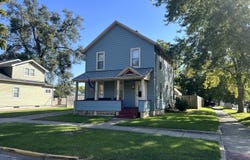 554 Bangs Street, Aurora, IL 60505