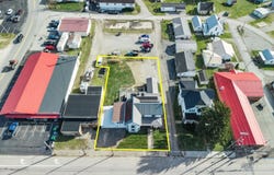 136 N Main St, Peebles, OH 45660