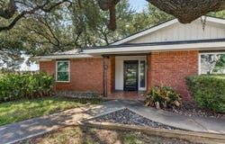 1205 YELLOWSTONE ST, Pleasanton, TX 78064