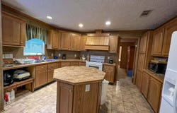 517 Captain Kidd Dr., Florien, LA 71429