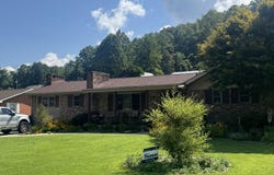 748 Lakeside Drive, Jackson, KY 41339