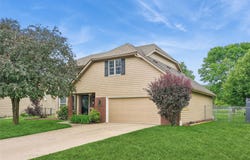 1014 NE Trilein Drive, Ankeny, IA 50021