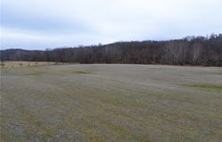 Sarchets Run Road, Cambridge, OH 43725