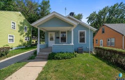 1207 W Sioux St, Sioux Falls, SD 57104