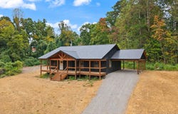 79 Dry Pond Lane, Whitley City, KY 42653
