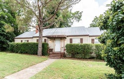 706 E Highway 82, Nocona, TX 76255
