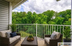 107 Rachel Court, FRANKLIN PARK, NJ 08823