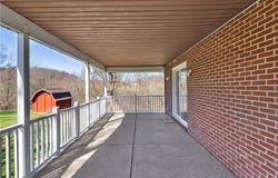 1060 Pittsburgh Rd, Valencia, PA 16059