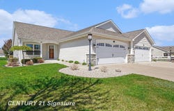 29 Tuscany Circle, Saginaw, MI 48603
