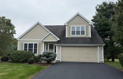 12 Twin Pond Circle, Exeter, NH 03833