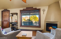 385 N TOMAHAWK Road, Apache Junction, AZ 85119