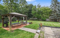 3895 Burlingame Avenue SW, Wyoming, MI 49509