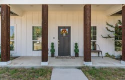 325 Berryhill Drive, Springtown, TX 76082