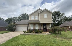 169 Ivywood Cv, Saltillo, MS 38866