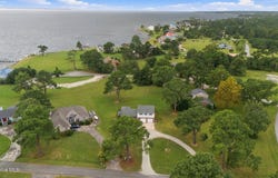 5302 Bogue Drive, Oriental, NC 28571