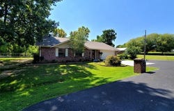 112 Meadowlark Road, Eufaula, OK 74432
