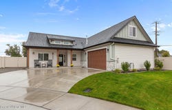 2005 E Mykal Ct, Post Falls, ID 83854