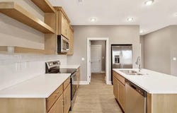 691 W Long Path Ct, Goddard, KS 67052