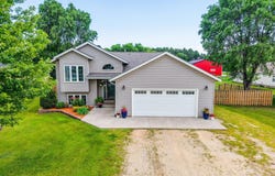 15078 669th St, Wabasha, MN 55981