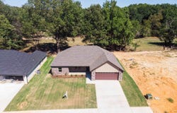 310 Millie Court, Austin, AR 72007
