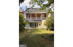 434 W MAIN Street, ANNVILLE, PA 17003