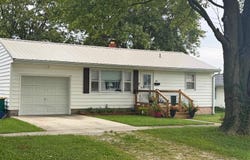 604 Broadway Street, Macon, MO 63552