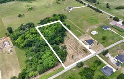 3164 County Road 1076, Celeste, TX 75423