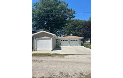 151 W Maple, Hartley, IA 51346
