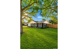 641 Richfield Dr., Windcrest, TX 78239