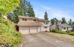 6696 PARTRIDGE Cir, Gladstone, OR 97027