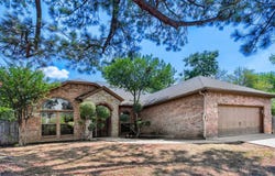 1104 Irwin Drive, Hurst, TX 76053