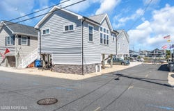 210 Harbor Drive, Lavallette, NJ 08735