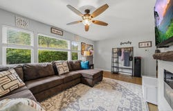 1040 Route 211 W, Middletown, NY 10940