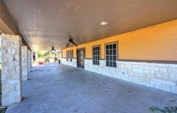 7084 Bartosch, Robstown, TX 78380