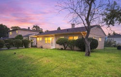 16353 Sawyer Avenue, Markham, IL 60428
