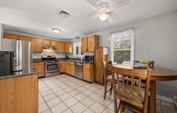 635 Dighton Ave, Taunton, MA 02780