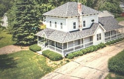 528 E Grant Highway, Marengo, IL 60152