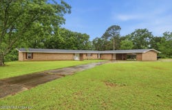 270 Magnolia Drive, Raleigh, MS 39153