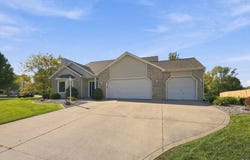 9424 Greyhawk Drive, Fort Wayne, IN 46835