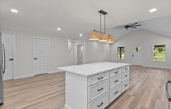 131 Magic Valley Dr, CAMDEN, TN 38320