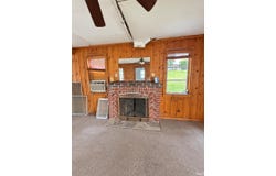 1033 S Martz Street, Syracuse, IN 46567