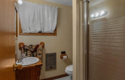 1890 Hemlock Crest Drive, Quincy, MI 49082