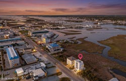 321 N New River Drive, Surf City, NC 28445